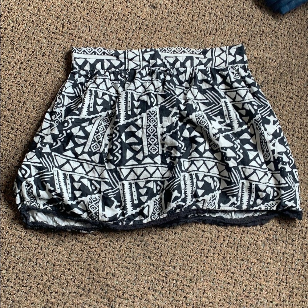 Skirt w/shorts underneath